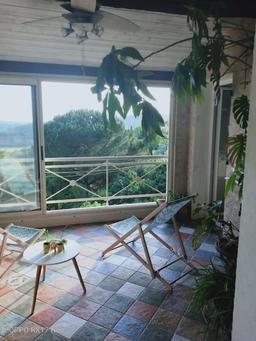 Appartement Au Coeur Du Village De Callian Buitenkant foto